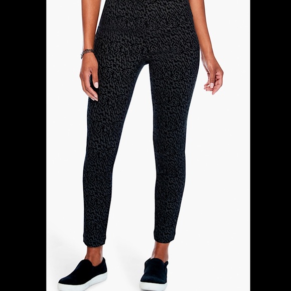 St. John's Bay Pants - NWOT St John’s Bay womens animal print jeggings leggings